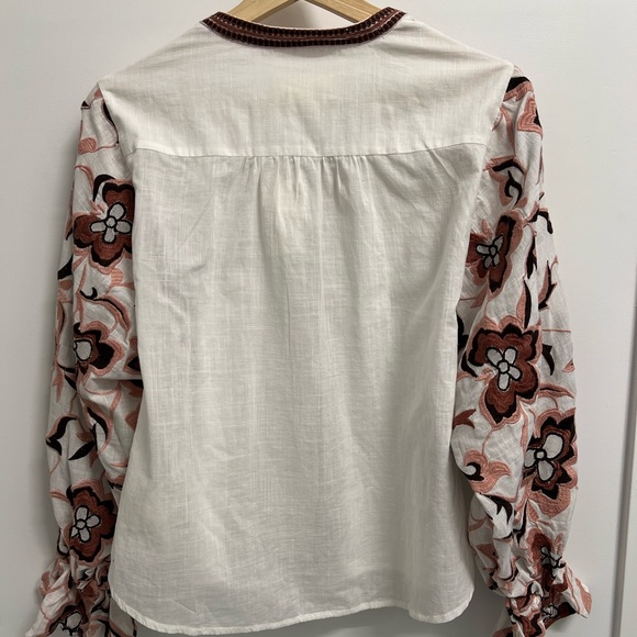 BY ANTHROPOLOGIE | V-Neck Embroidered Blouse Size S, BNWT - Picture 7 of 10